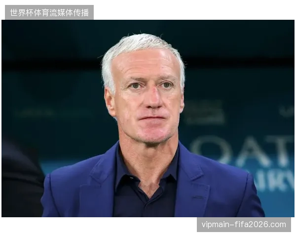 德尚征召扎伊尔-埃梅里等年轻球员，意图为法国队中场注入新的活力与战术变数